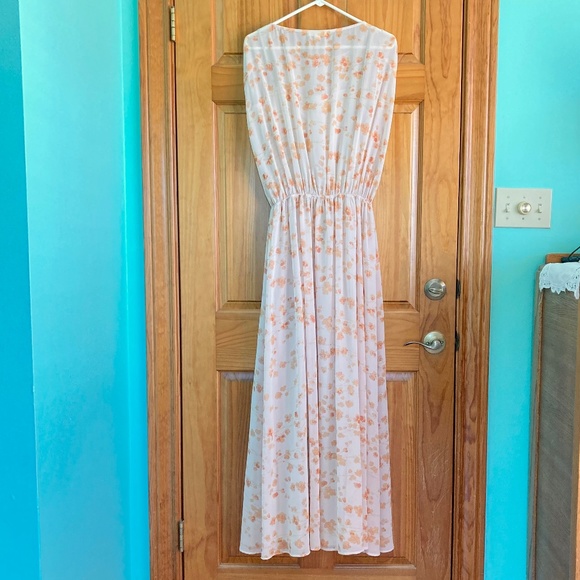 Women’s Paper Crown long floral formal dress with adjustable lining/slip - Picture 2 of 8